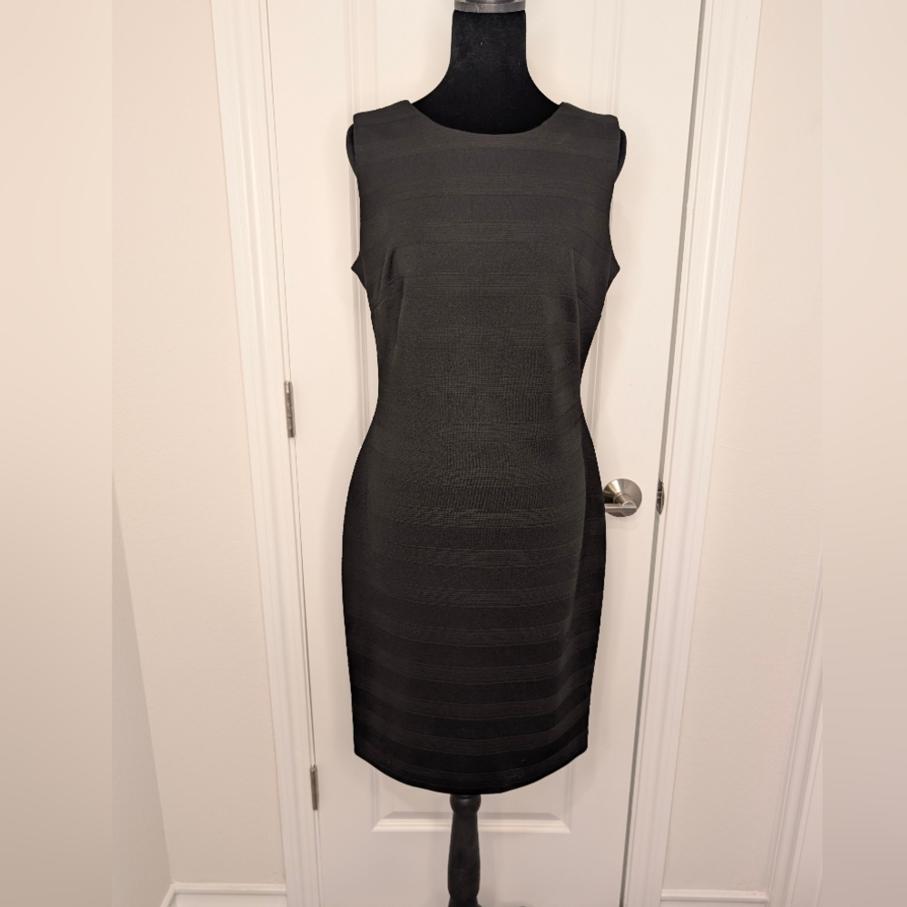 Chic Strapless Black Dress